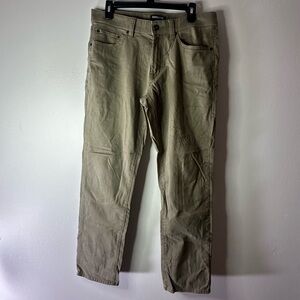 Kirkland Signature Khaki Classic Fit Size 32/30